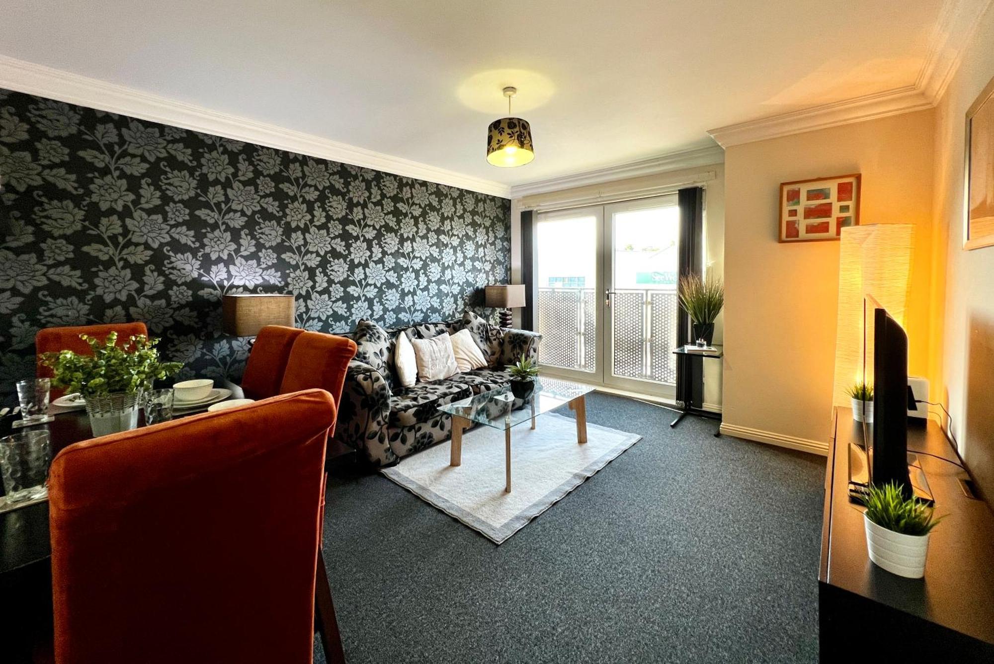 Stylish Modern Flat With Juliet Balcony & Parking Appartement Glasgow Buitenkant foto